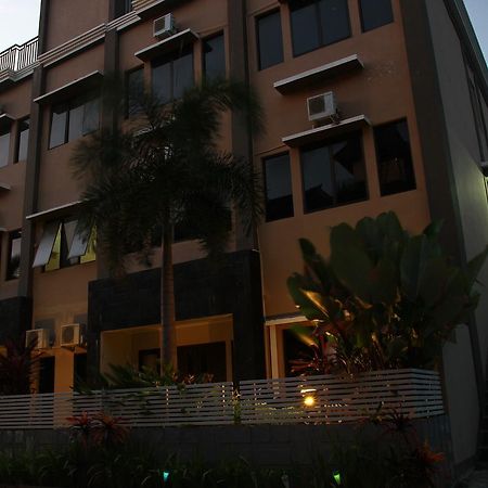 Puri Senggigi Hotel Mangsit Extérieur photo