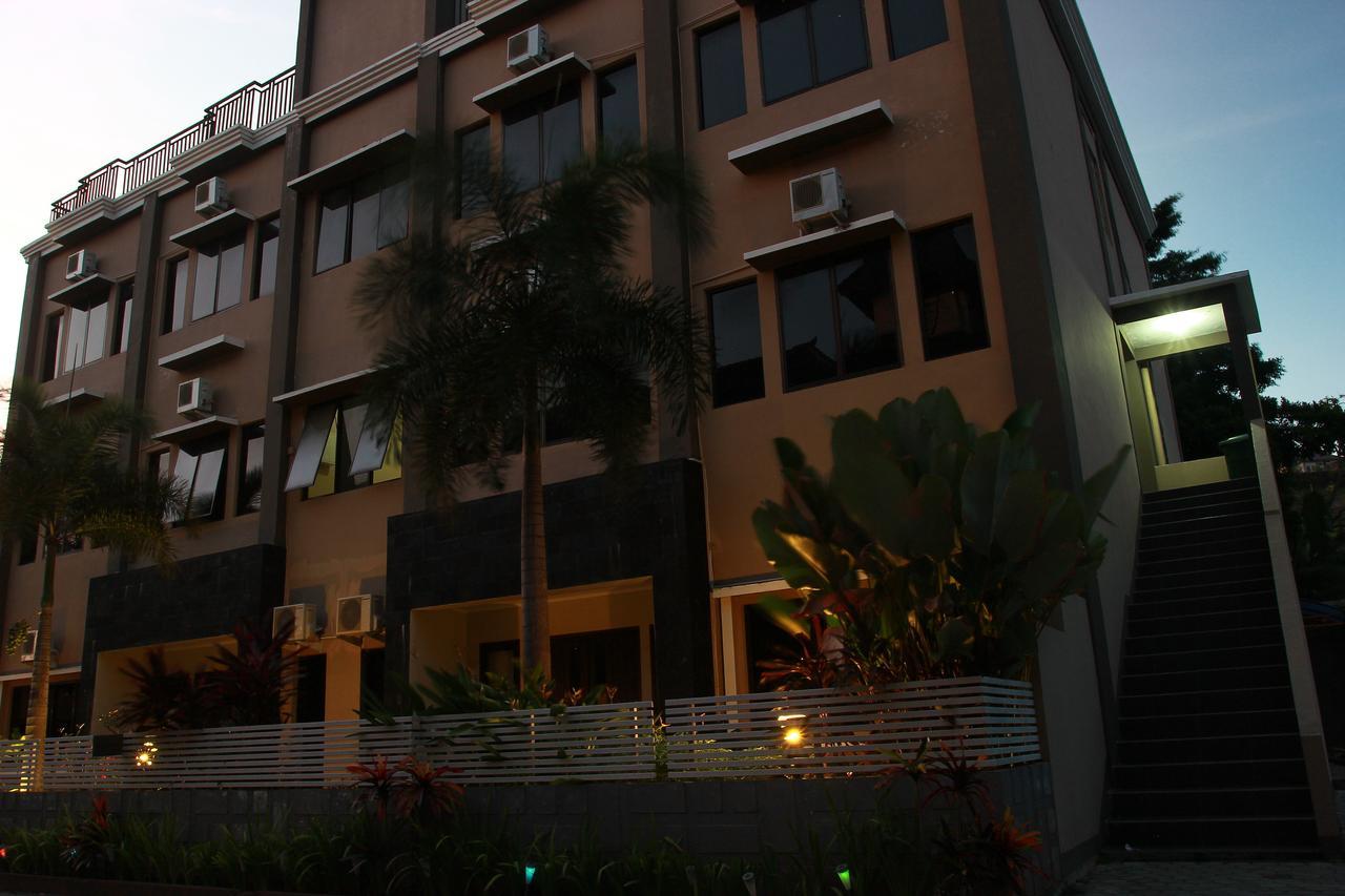 Puri Senggigi Hotel Mangsit Extérieur photo