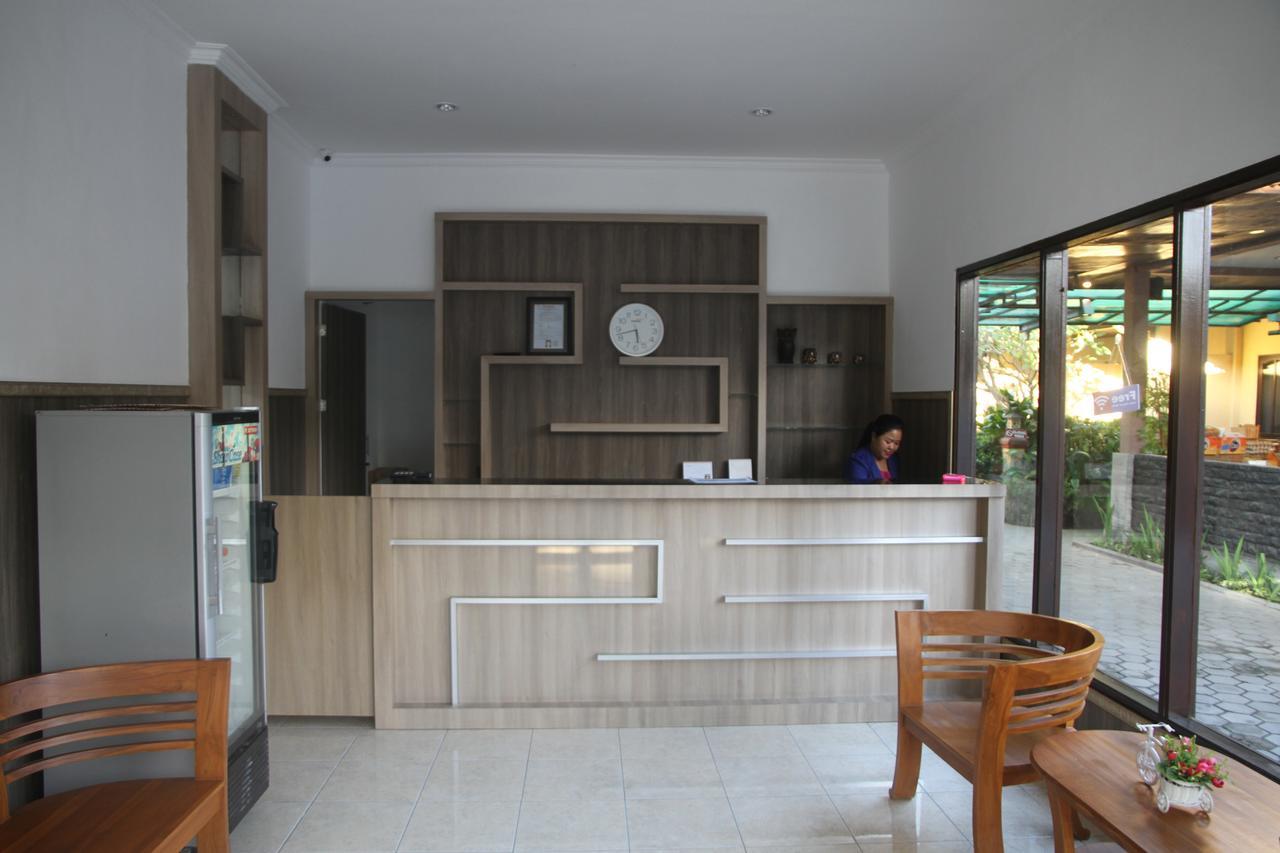 Puri Senggigi Hotel Mangsit Extérieur photo