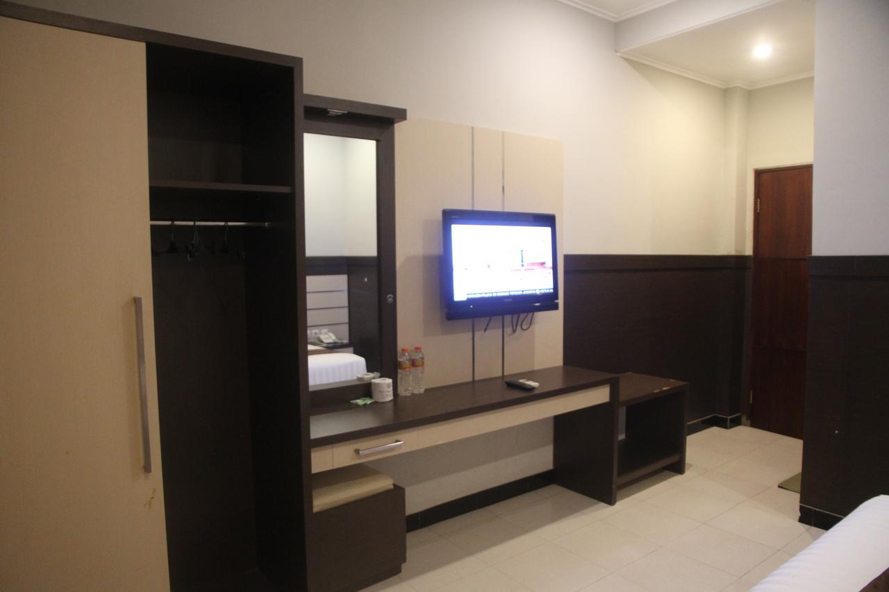 Puri Senggigi Hotel Mangsit Extérieur photo