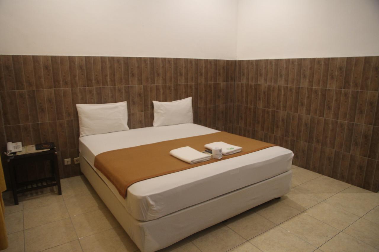 Puri Senggigi Hotel Mangsit Extérieur photo
