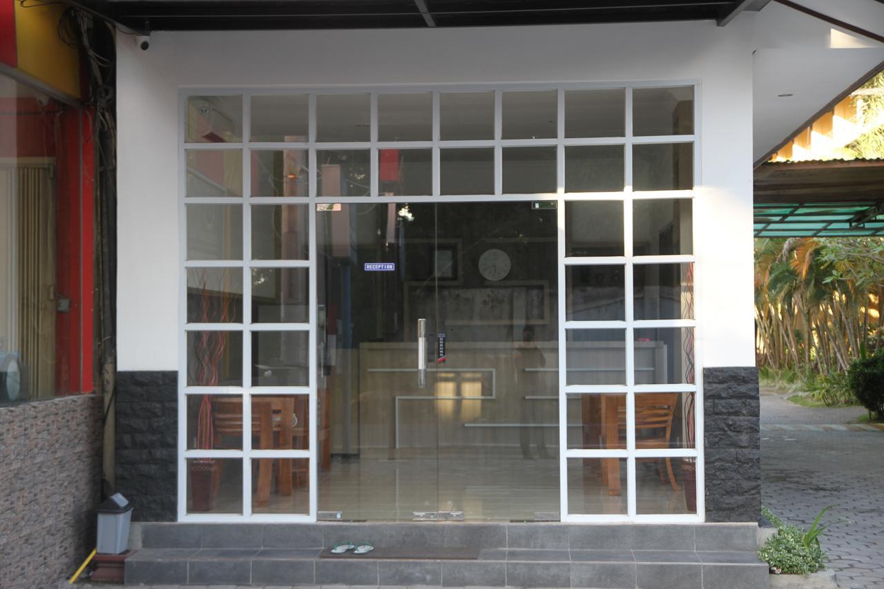 Puri Senggigi Hotel Mangsit Extérieur photo